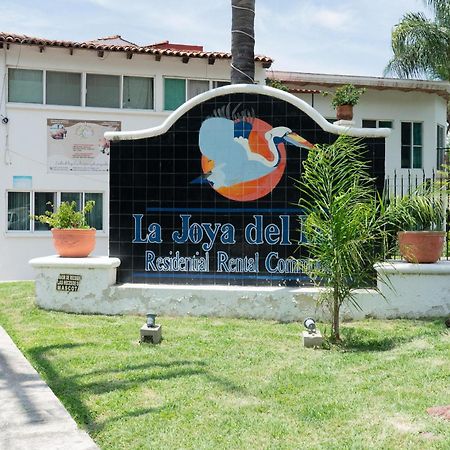 Capital O La Joya Del Lago Ajijic Bagian luar foto