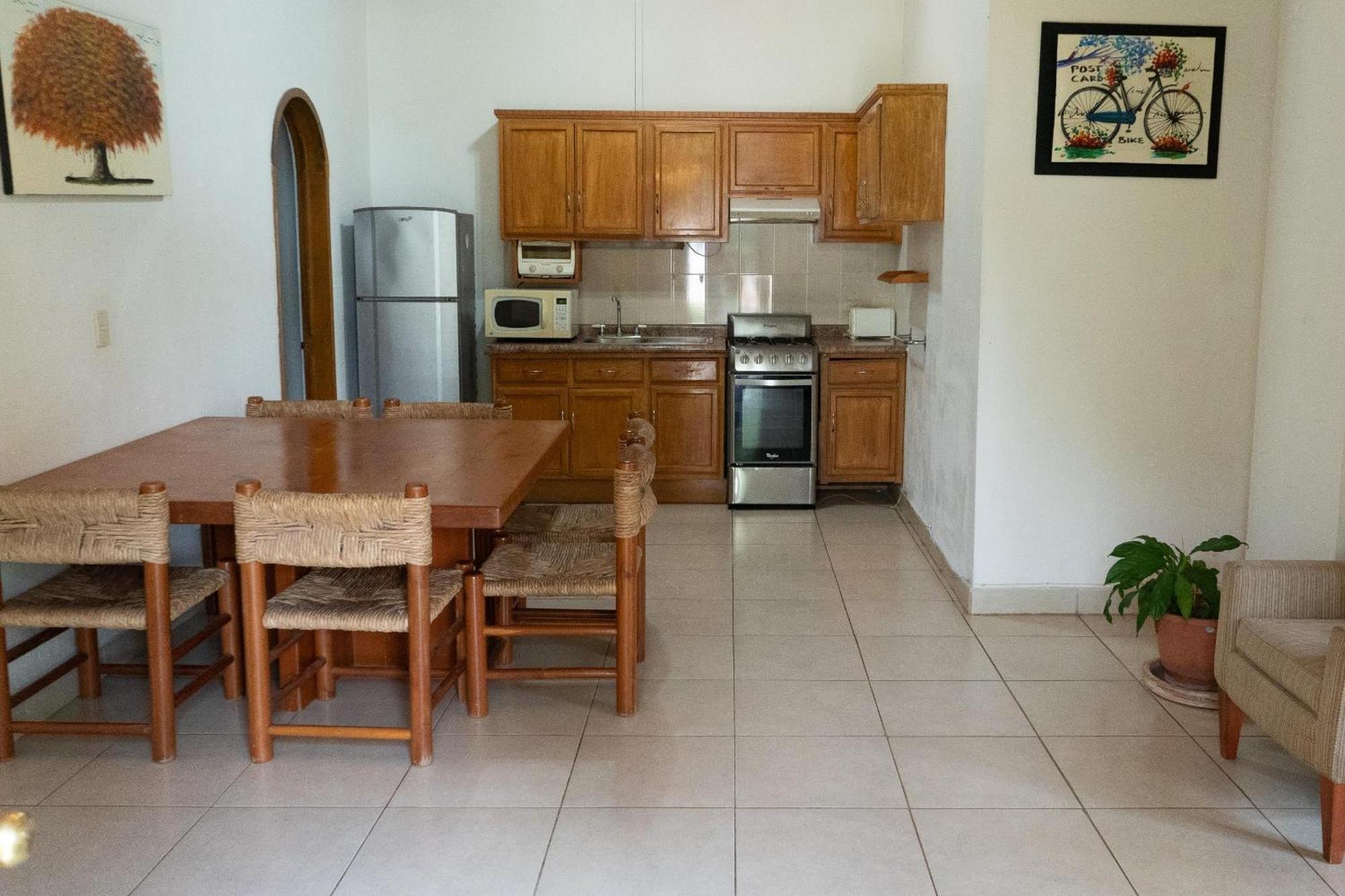 Capital O La Joya Del Lago Ajijic Bagian luar foto