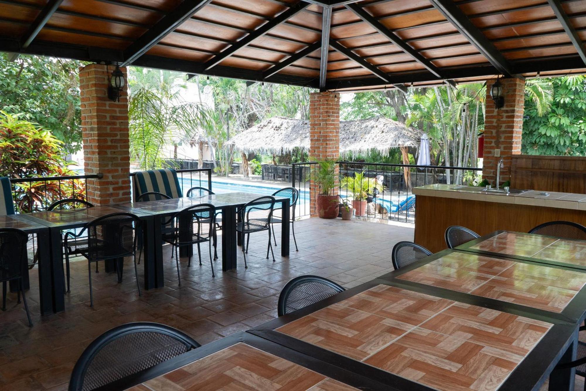 Capital O La Joya Del Lago Ajijic Bagian luar foto