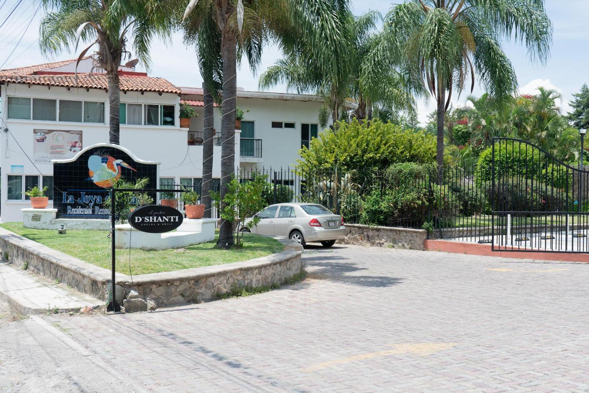Capital O La Joya Del Lago Ajijic Bagian luar foto