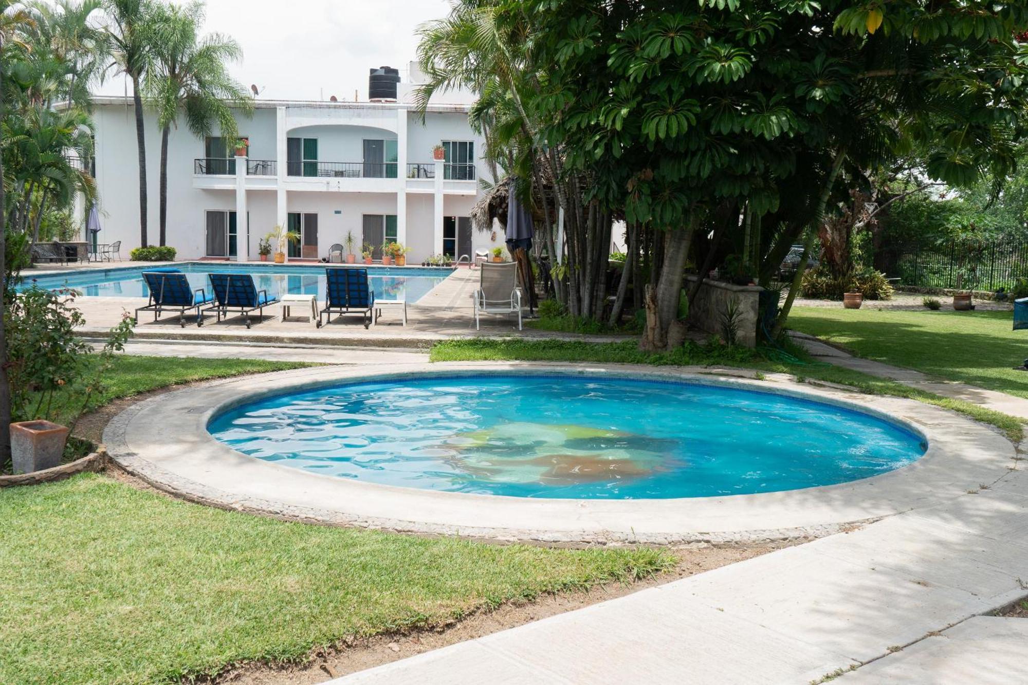Capital O La Joya Del Lago Ajijic Bagian luar foto