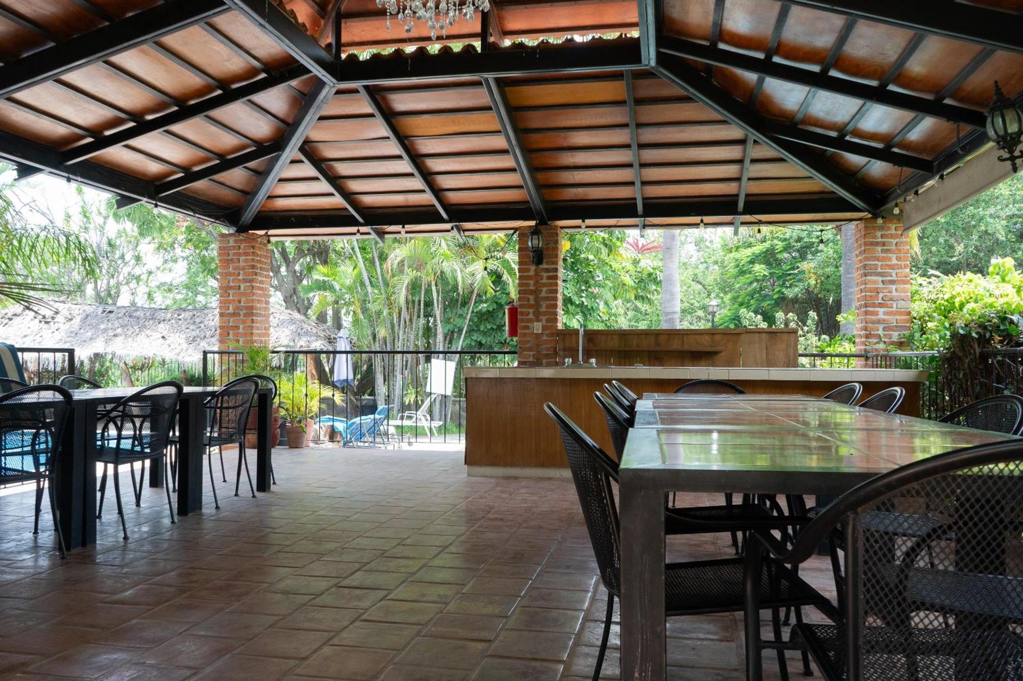 Capital O La Joya Del Lago Ajijic Bagian luar foto